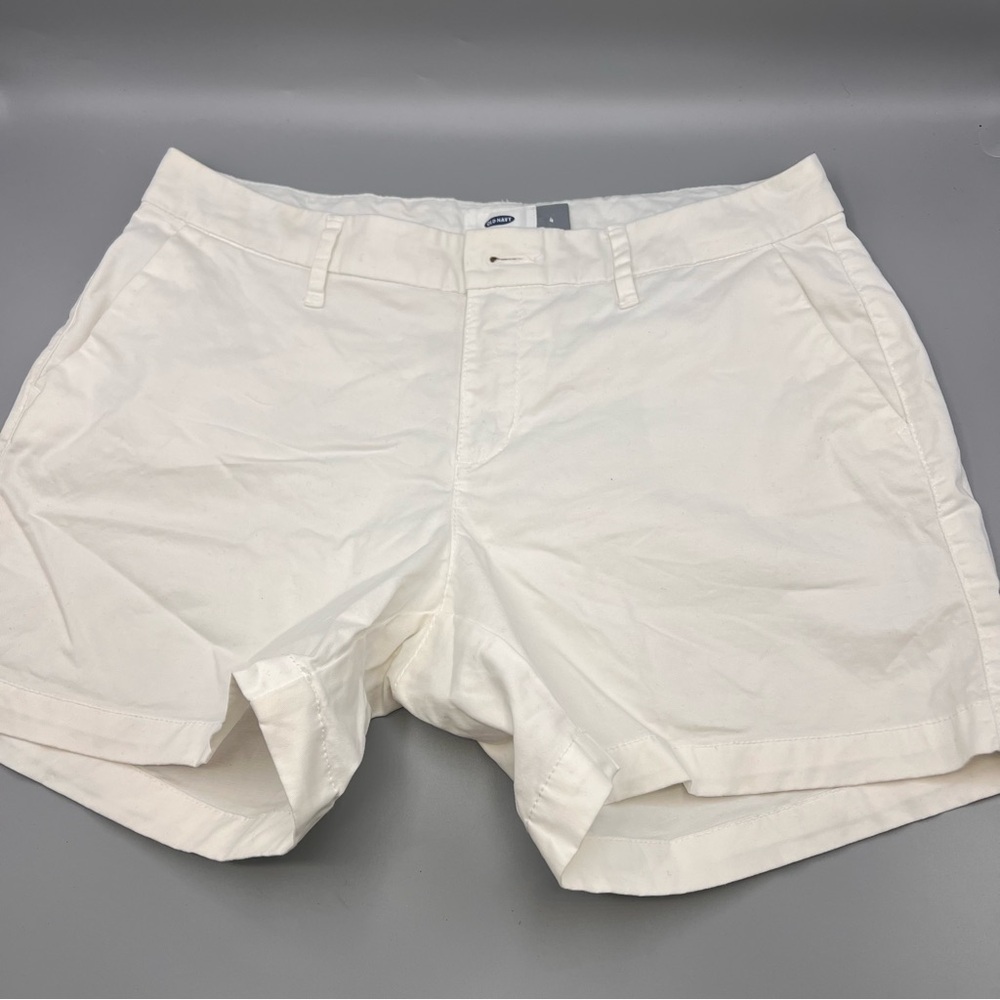 White old navy women’s chino shorts cotton blend with pockets unused see photos